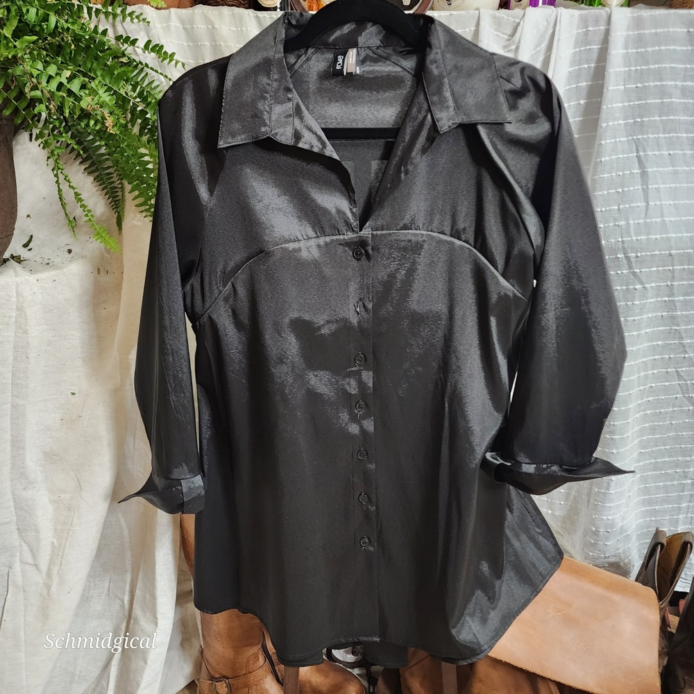 Ravel Black Satin Button Down Shirt Back Bow Detail Pleated Tunic Blouse Medium